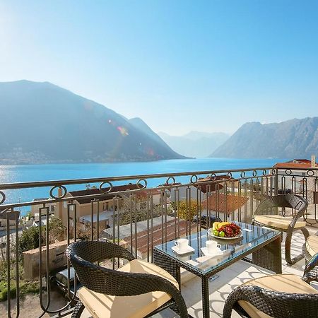 2Montenegro Limeta Apartments With Pool Kotor Kültér fotó