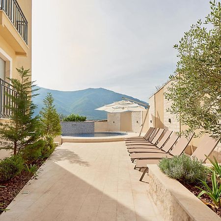 2Montenegro Limeta Apartments With Pool Kotor Kültér fotó
