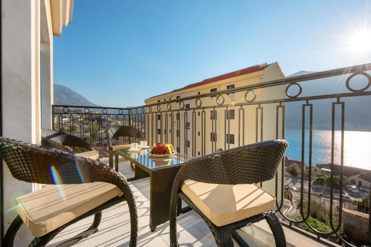 2Montenegro Limeta Apartments With Pool Kotor Kültér fotó