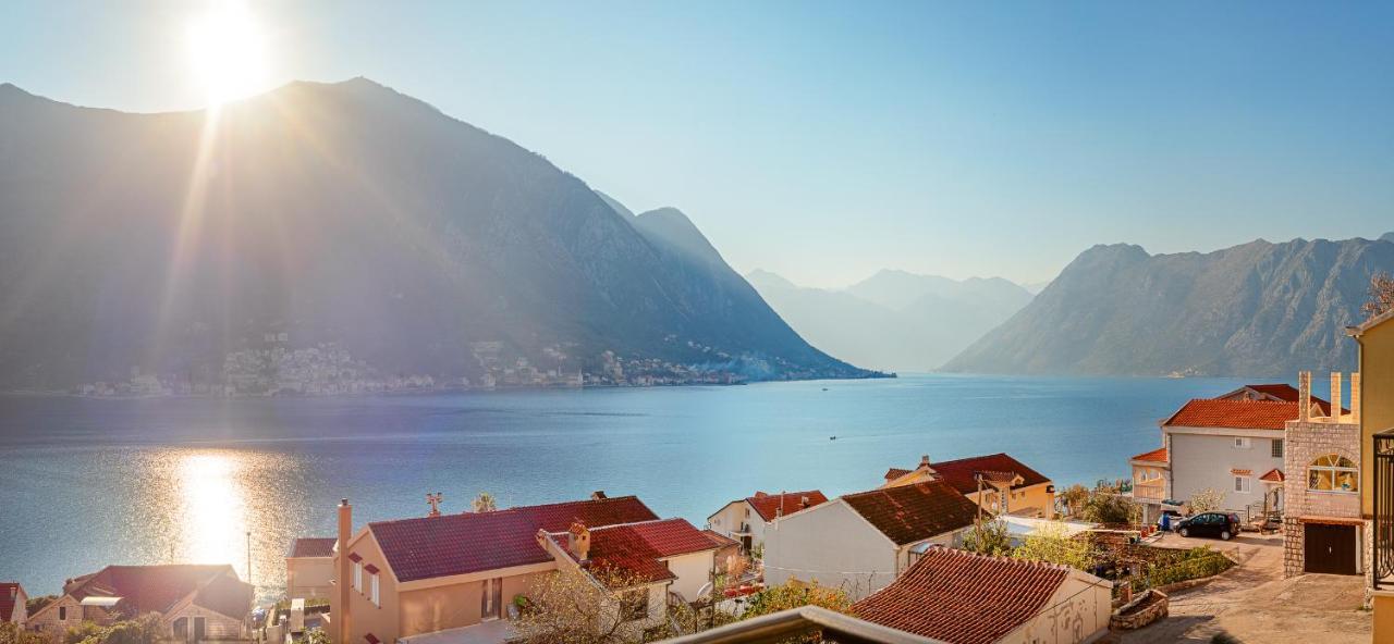 2Montenegro Limeta Apartments With Pool Kotor Kültér fotó