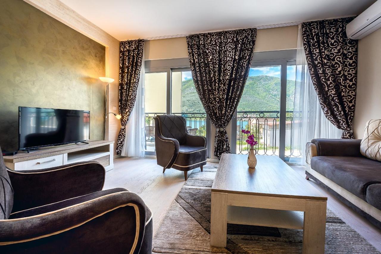 2Montenegro Limeta Apartments With Pool Kotor Kültér fotó