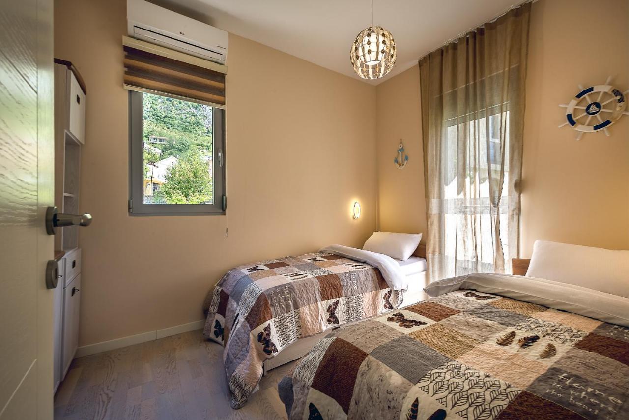 2Montenegro Limeta Apartments With Pool Kotor Kültér fotó