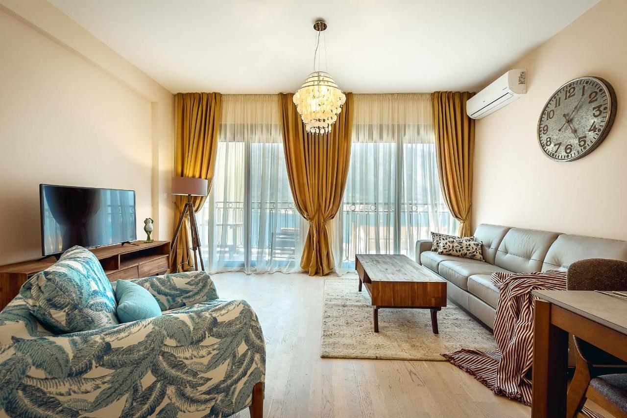 2Montenegro Limeta Apartments With Pool Kotor Kültér fotó