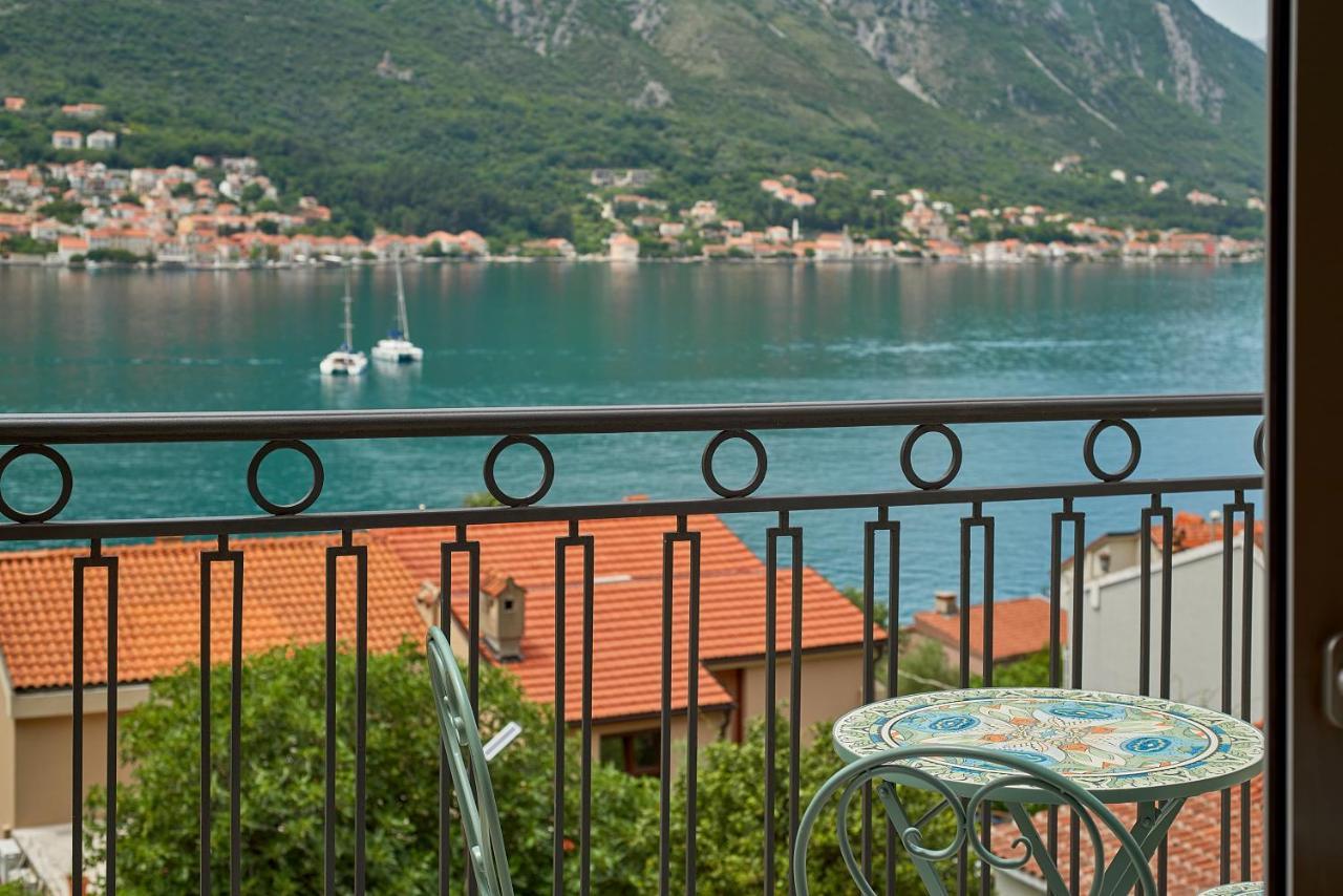 2Montenegro Limeta Apartments With Pool Kotor Kültér fotó