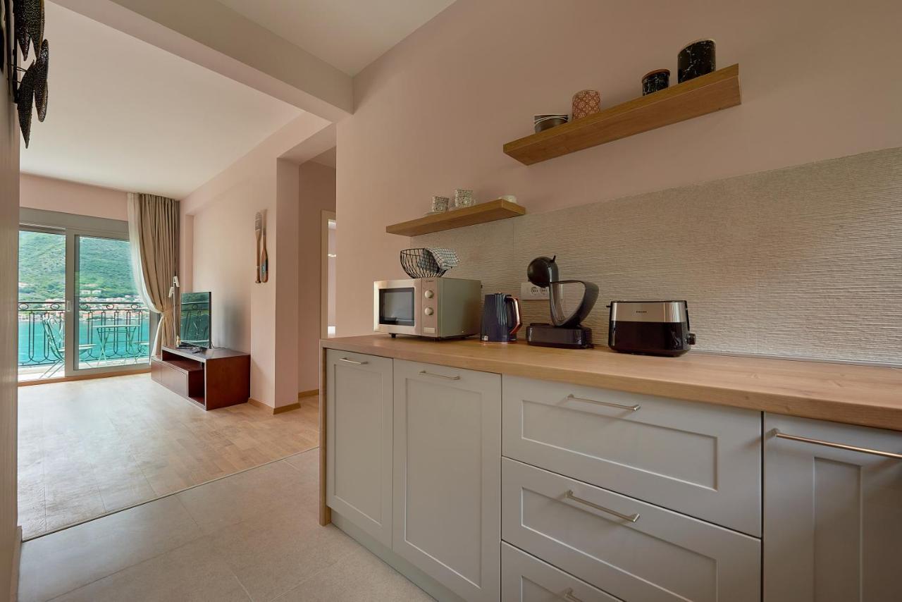 2Montenegro Limeta Apartments With Pool Kotor Kültér fotó