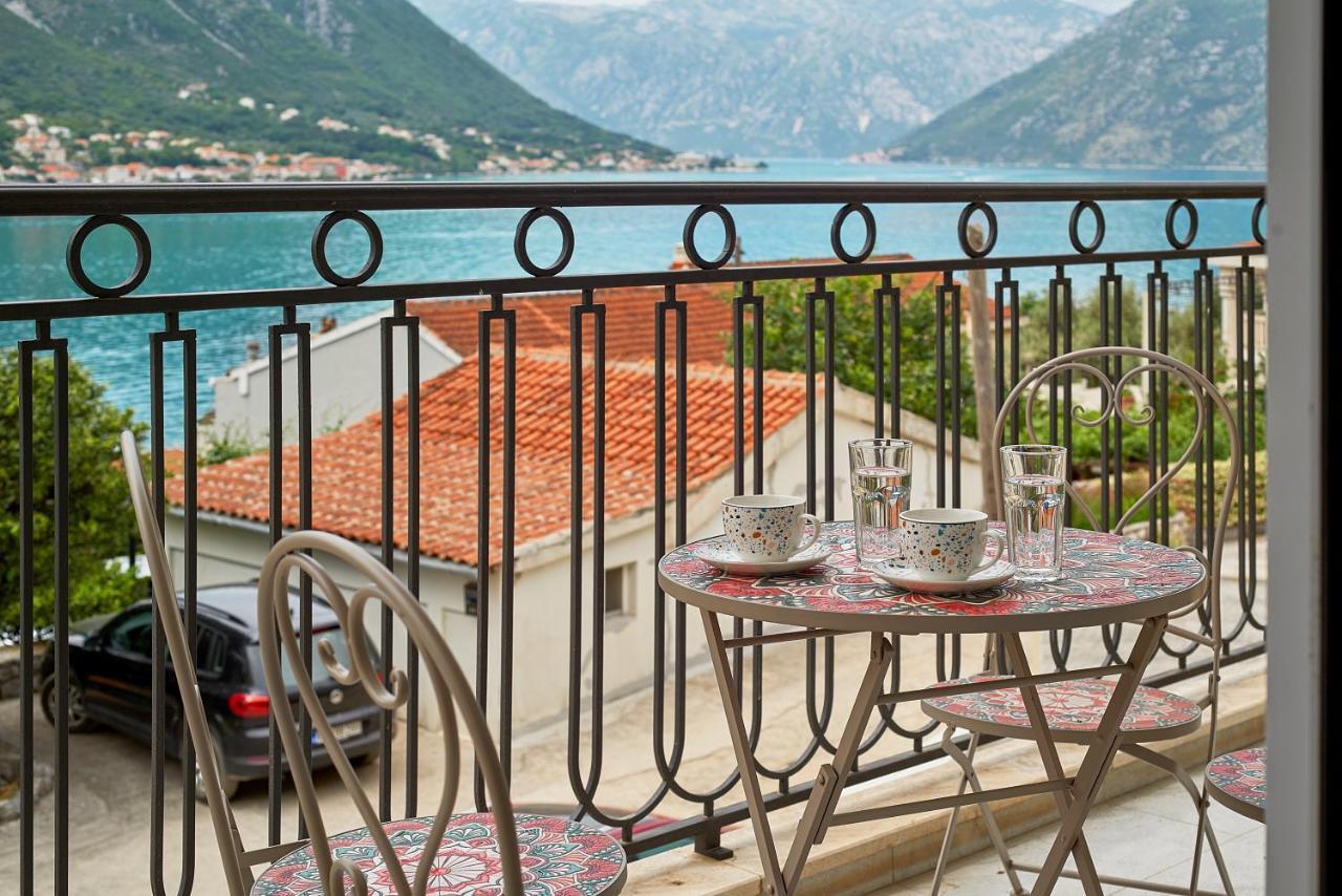 2Montenegro Limeta Apartments With Pool Kotor Kültér fotó